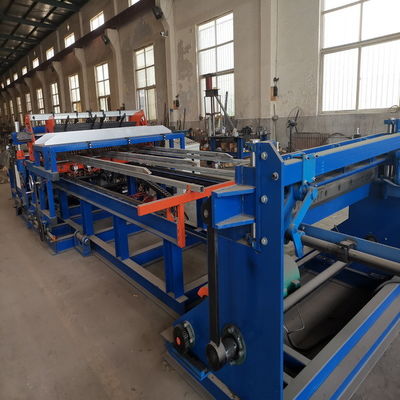 qualité  Dia 1.2mm Thom Shaft Mesh Panel Welding Machine dog cage 80rows/min usine